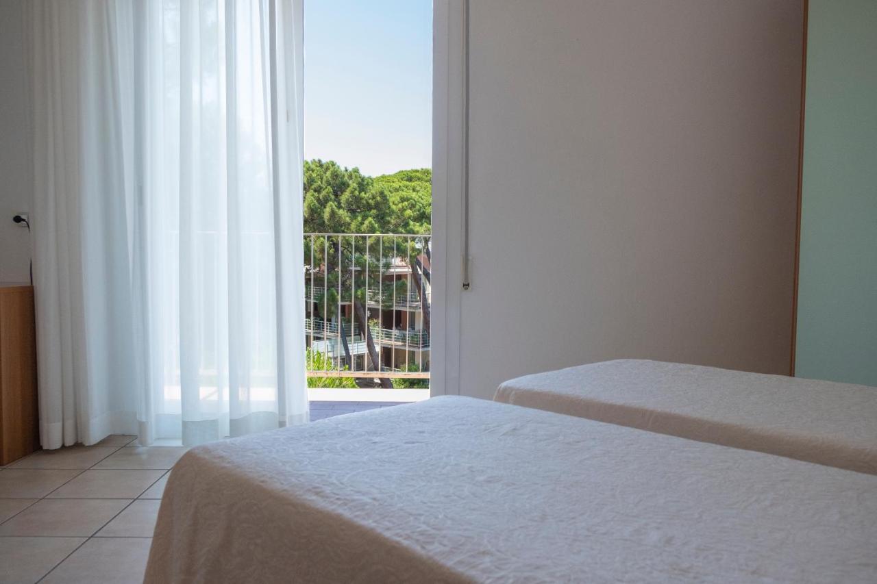 Hotel Orsa Maggiore ميلانو ماريتيما المظهر الخارجي الصورة