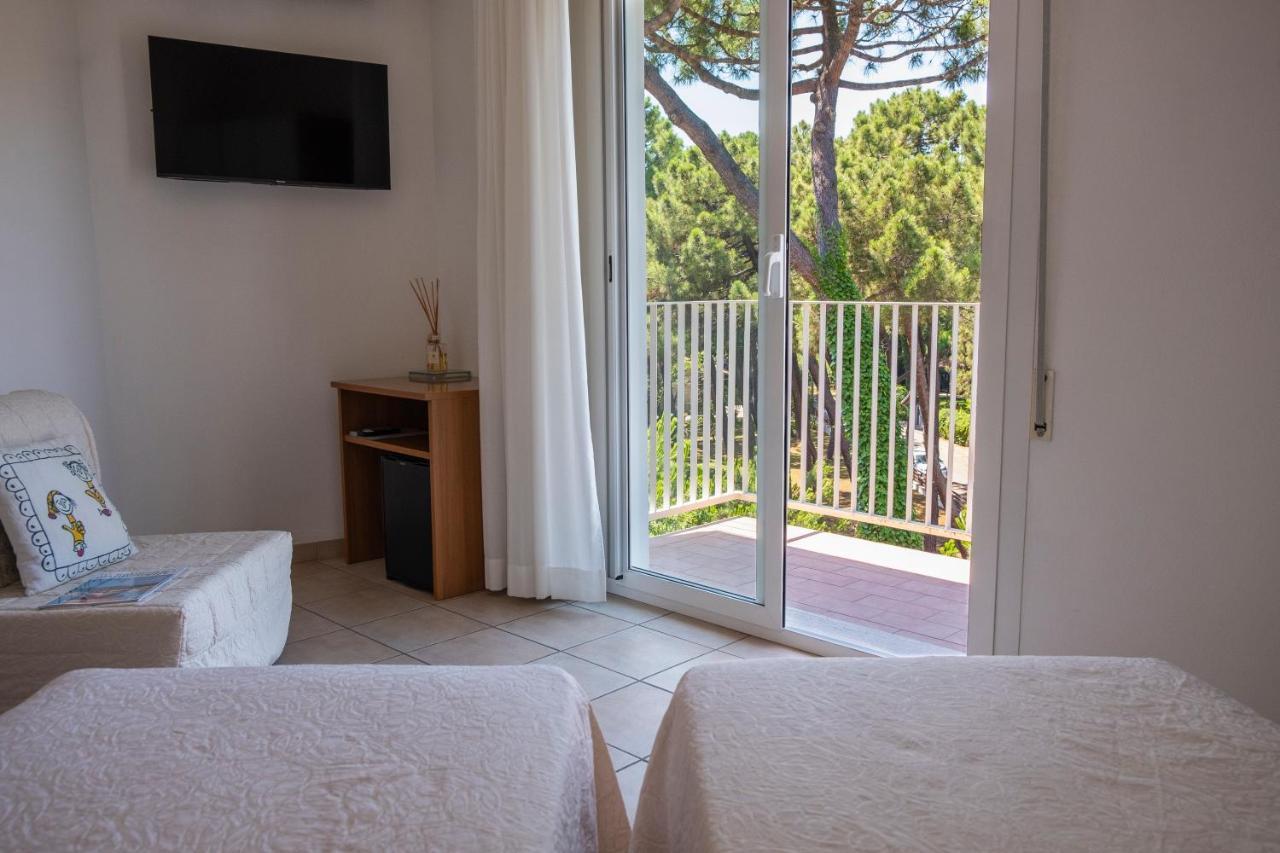 Hotel Orsa Maggiore ميلانو ماريتيما المظهر الخارجي الصورة