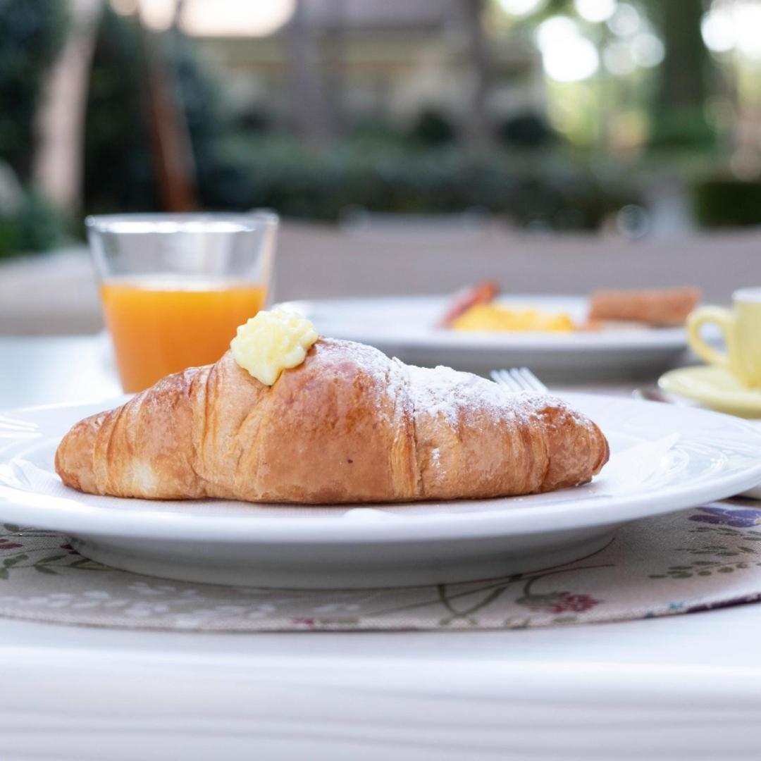Hotel Orsa Maggiore ميلانو ماريتيما المظهر الخارجي الصورة