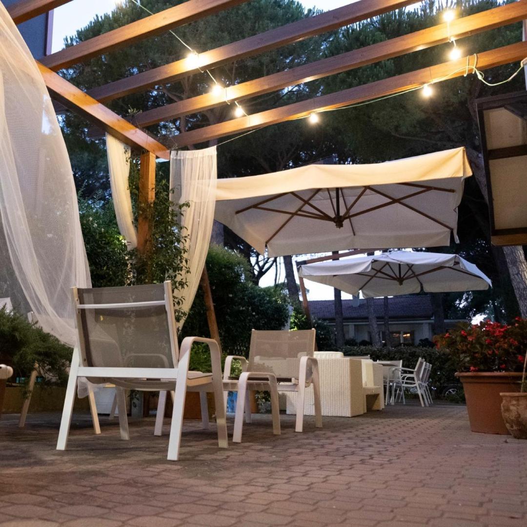 Hotel Orsa Maggiore ميلانو ماريتيما المظهر الخارجي الصورة
